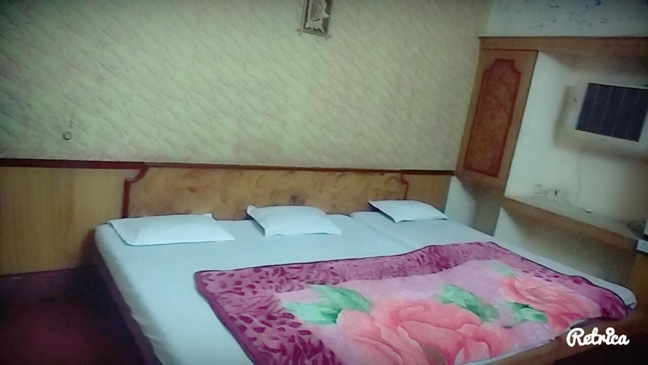 New Crown Hotel Indore Exterior foto